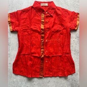 Saffron short sleeve top in 100% cotton NWOT Size Small